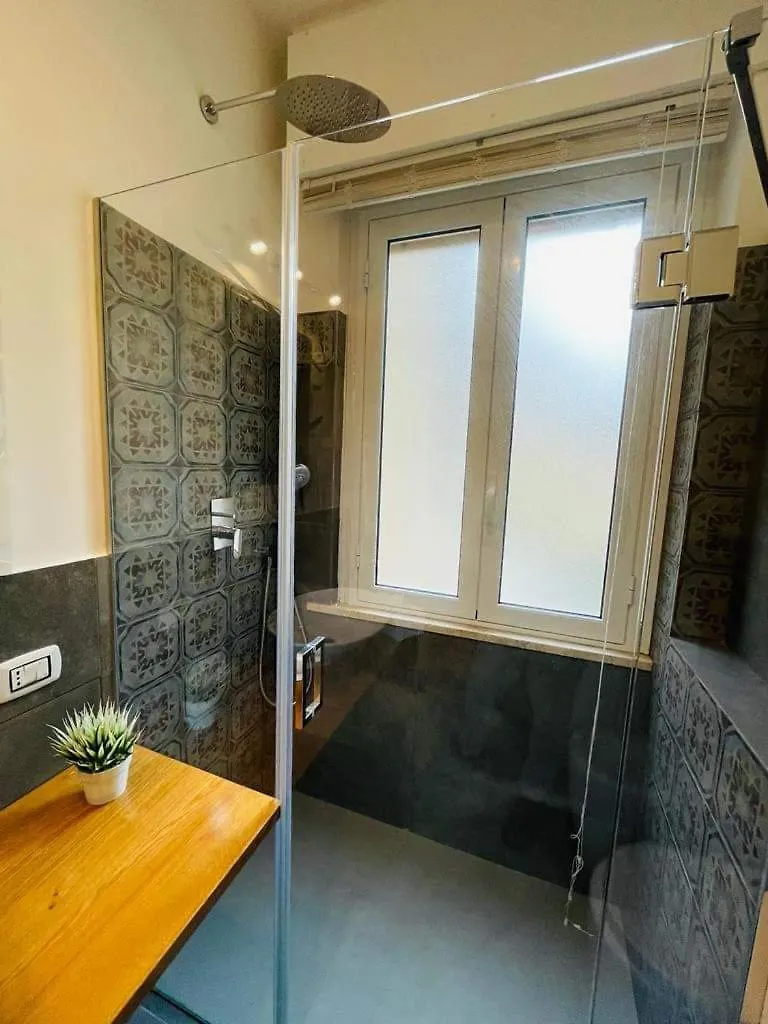 Alessi Design Suite Tra Centro E Mare Palermo 0*,  Itália